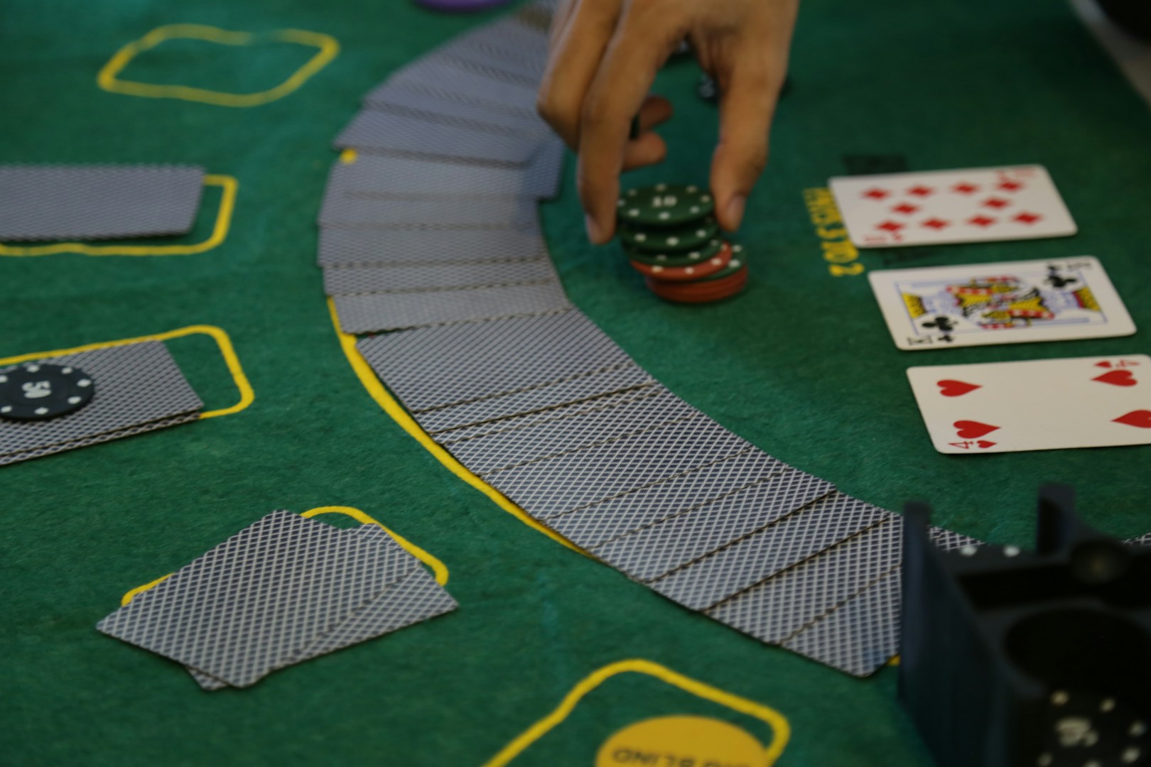 Asia Gaming AG真人 全球华人首选真人娱乐 · 实景娱乐大厅 · topykplay.com